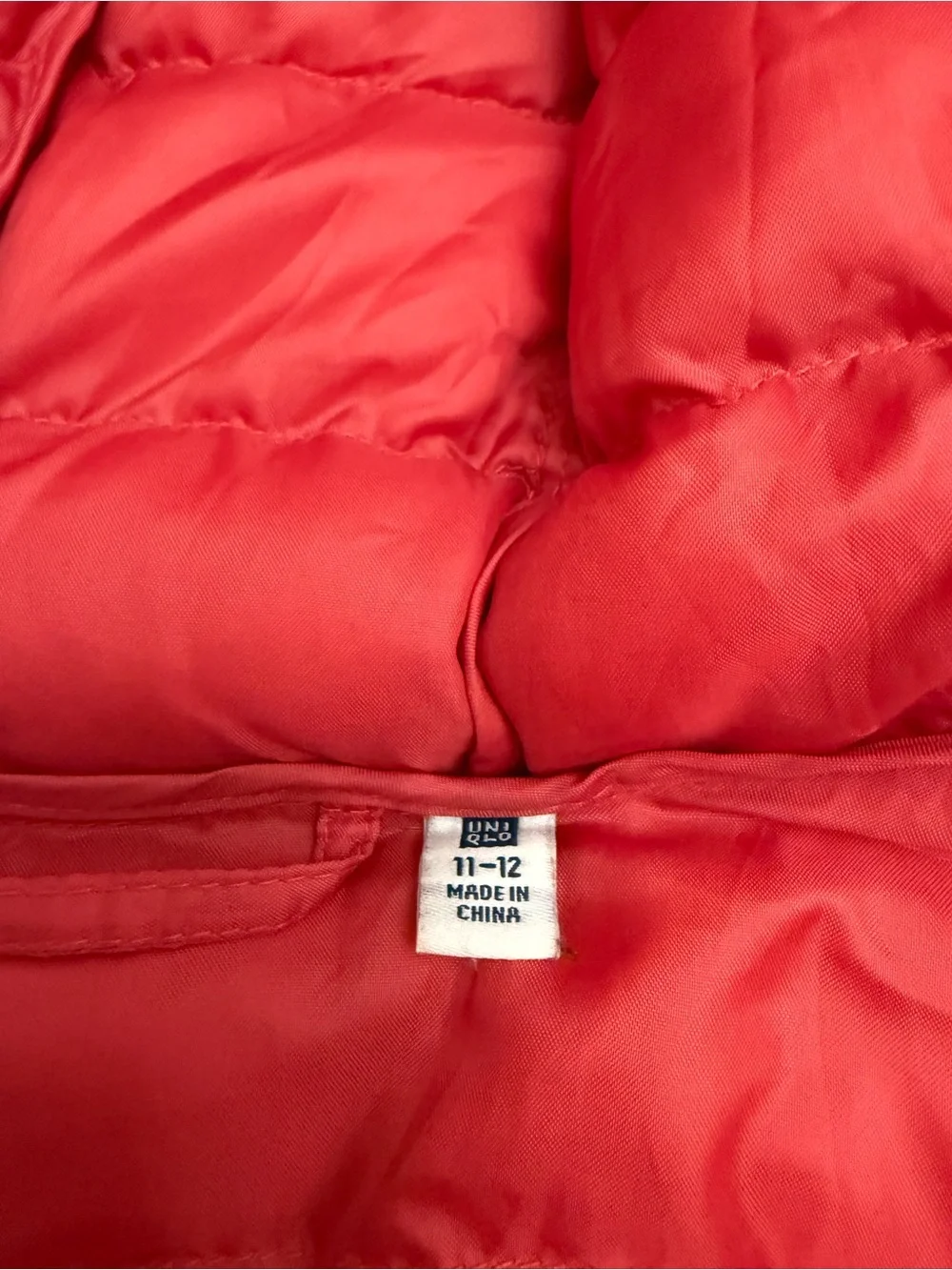 Uniqlo Hooded Packable Puffer Girls Jacket in Bright Pink